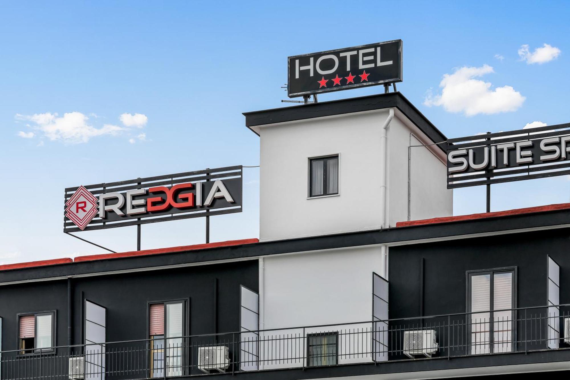 Reggia Suite Spa Hotel Caserta Exterior photo